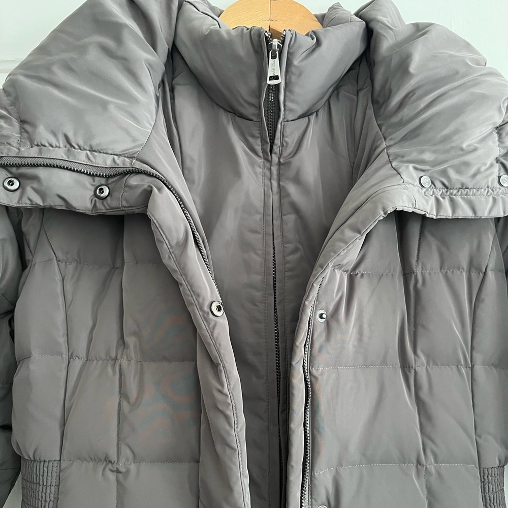 EUC Cole Haan Signature Down Coat with Hood - Picture 2 of 9
